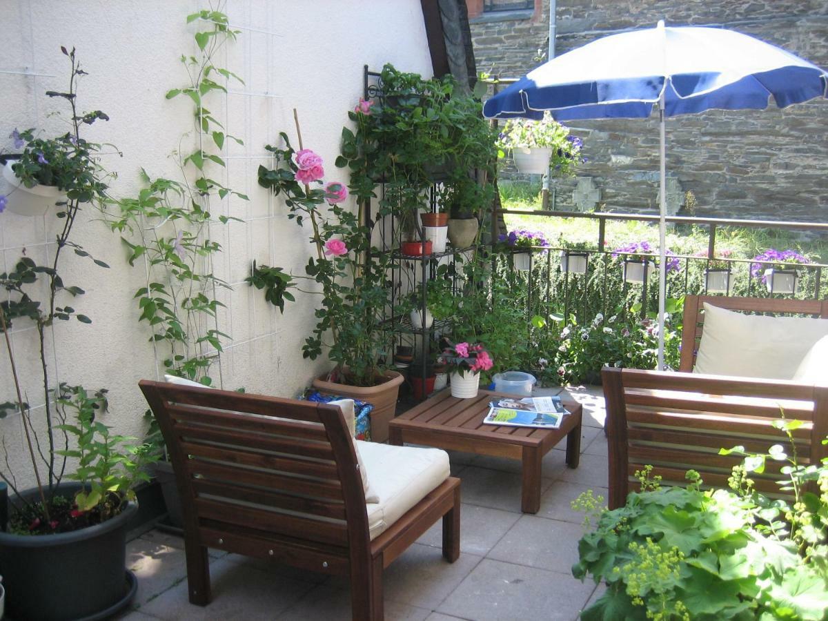 Der Kleine Globetrotter Bed and Breakfast Monschau Exterior foto